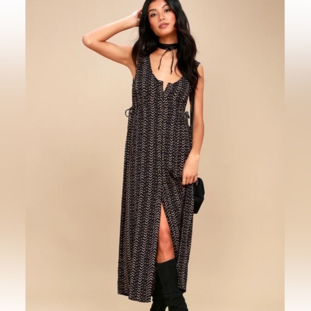 Billabong Black Chevron Maxi Dress with Subtle White Pattern